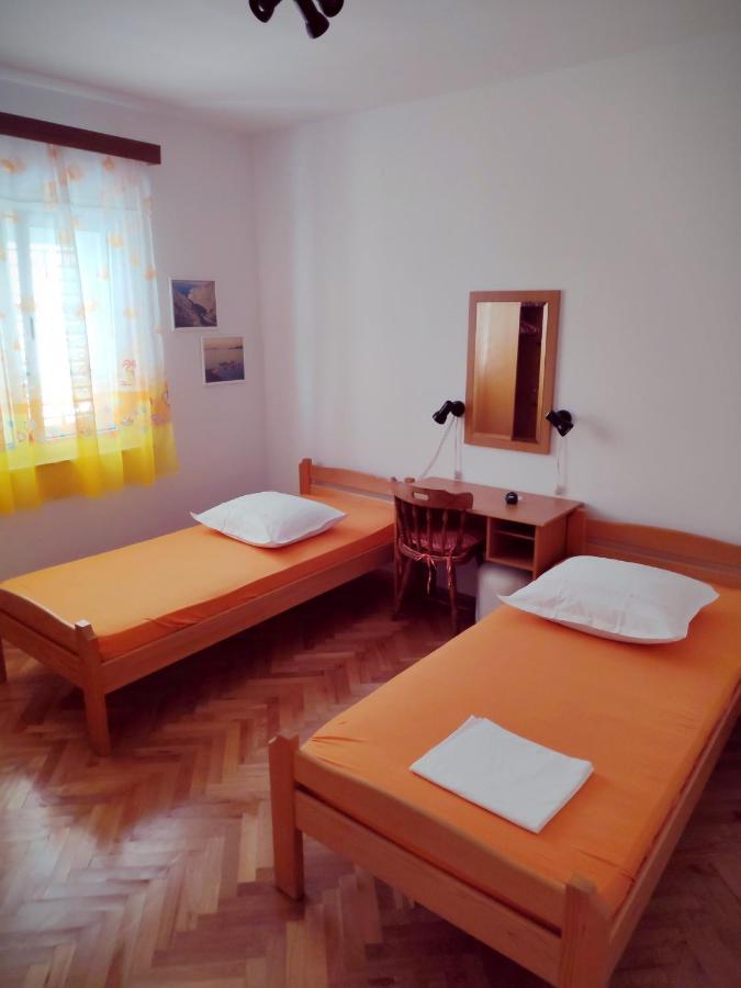 Apartman Antulov Srima Luaran gambar